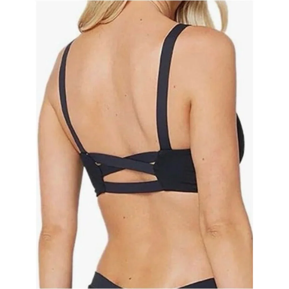 NWT L*Space Vera Bikini Top Size Medium Black Ribbed Deep V Crisscross Back Swim
